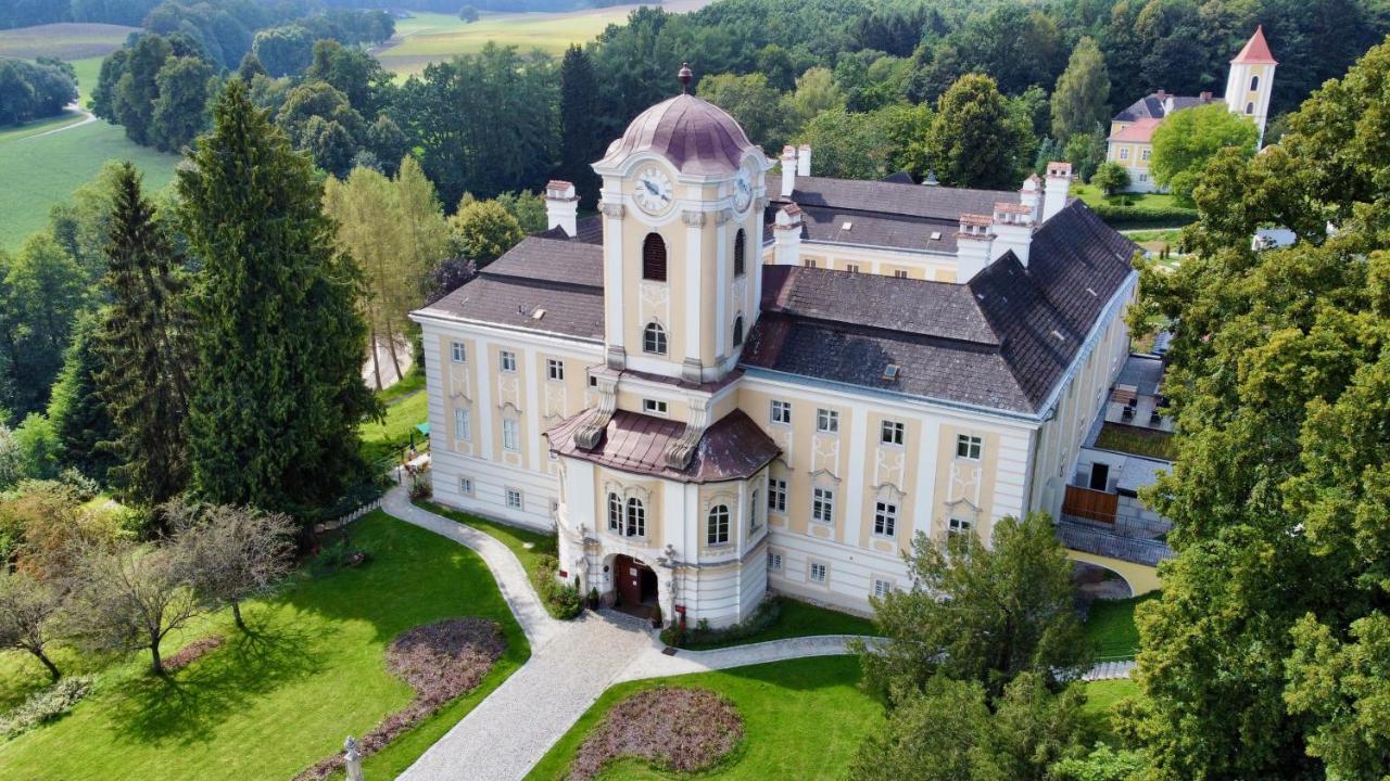 Schlosshotel Rosenau Superior Schloss Rosenau Bagian luar foto