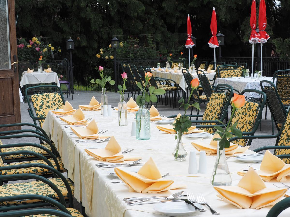 Schlosshotel Rosenau Superior Schloss Rosenau Bagian luar foto