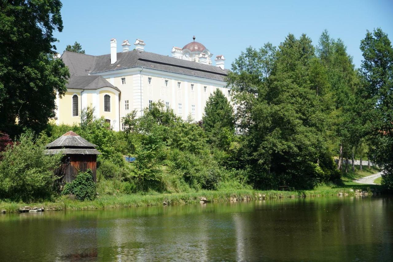 Schlosshotel Rosenau Superior Schloss Rosenau Bagian luar foto